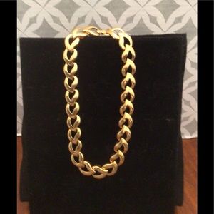 Gold Tone Choker Necklace in Leaf Design